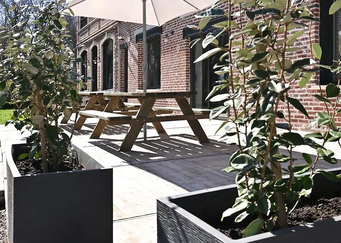 Maison Dans Un Cadre Bucolique *